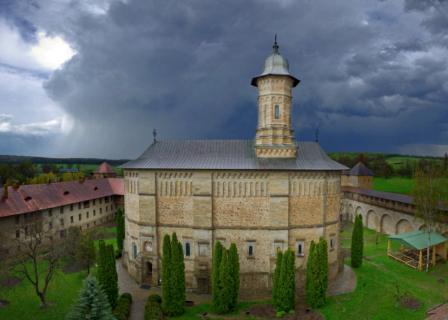 Manastirea Dragomirna 3
